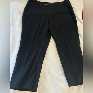 Banana Republic Size 16 slim - Navy Capri Slacks.